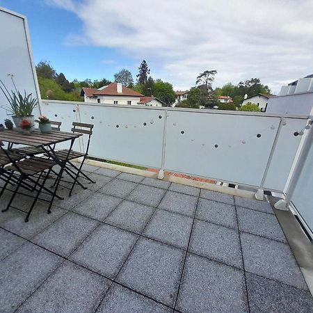 T2 Moderne Avec Terrasse Ensoleillee Et Parking Au Centre D'Anglet, Proche Des Plages - Fr-1-239-1063 Apartment Exterior photo